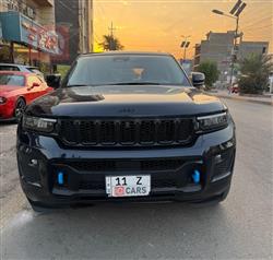 جیپ گراند شیرۆکی